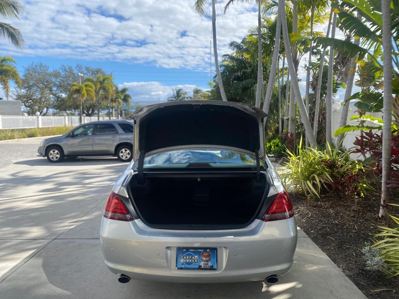 2009 Toyota Avalon XLS LOW MILES 38,036 1 OWNER Pompano Beach FL