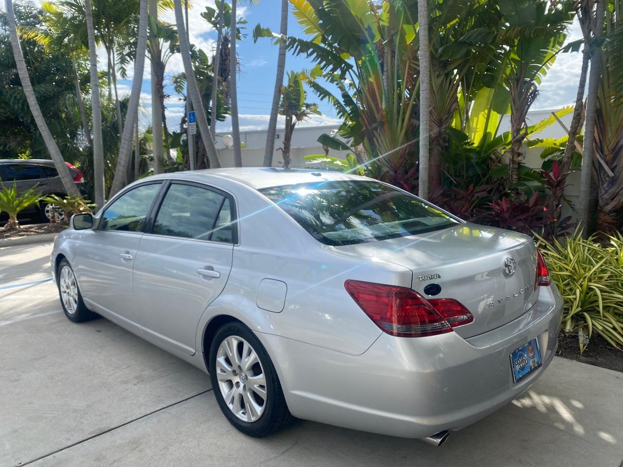 2009 Toyota Avalon XLS LOW MILES 38,036 1 OWNER Pompano Beach FL