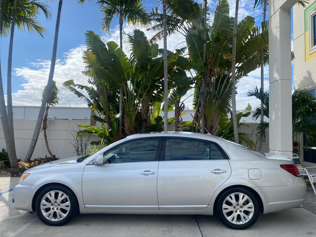 2009 Toyota Avalon XLS LOW MILES 38,036 1 OWNER Pompano Beach FL