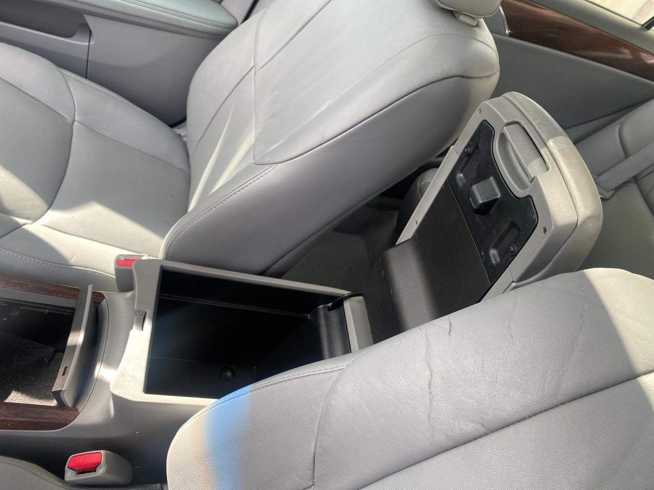 2009 Toyota Avalon XLS LOW MILES 38,036 1 OWNER Pompano Beach FL