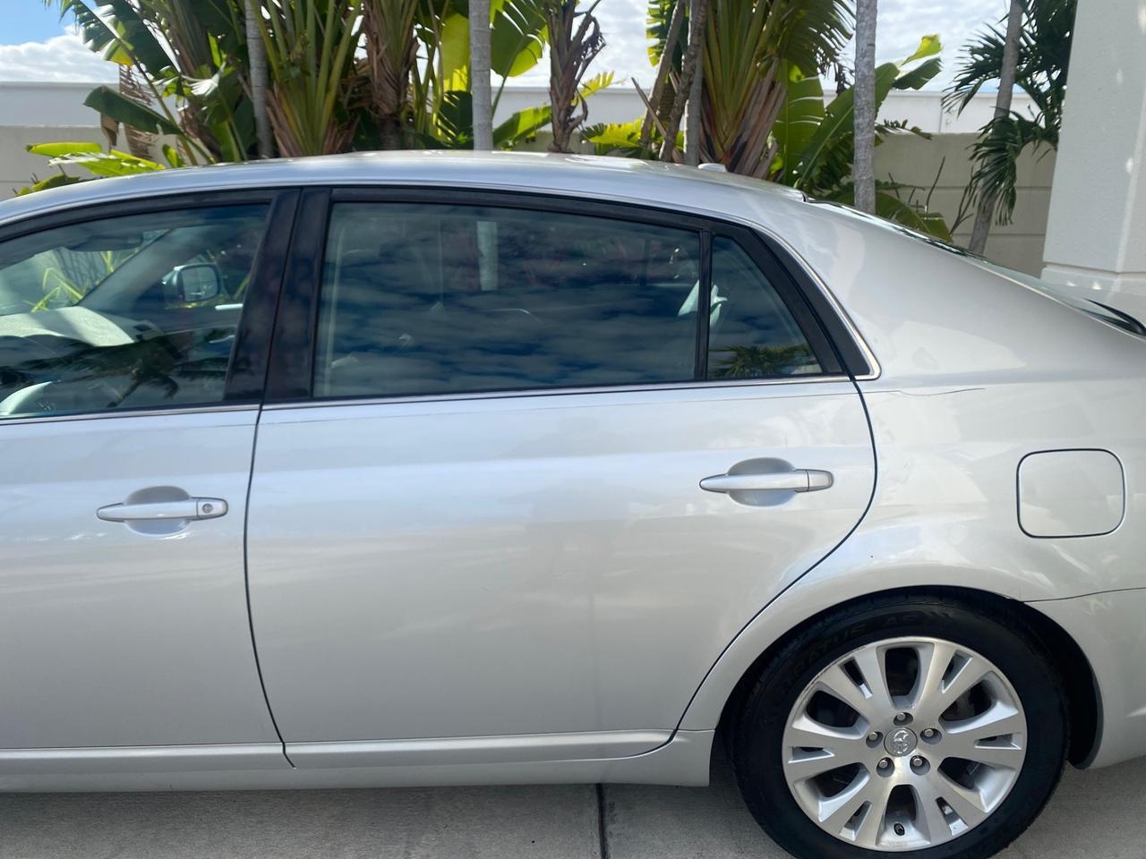 2009 Toyota Avalon XLS LOW MILES 38,036 1 OWNER Pompano Beach FL