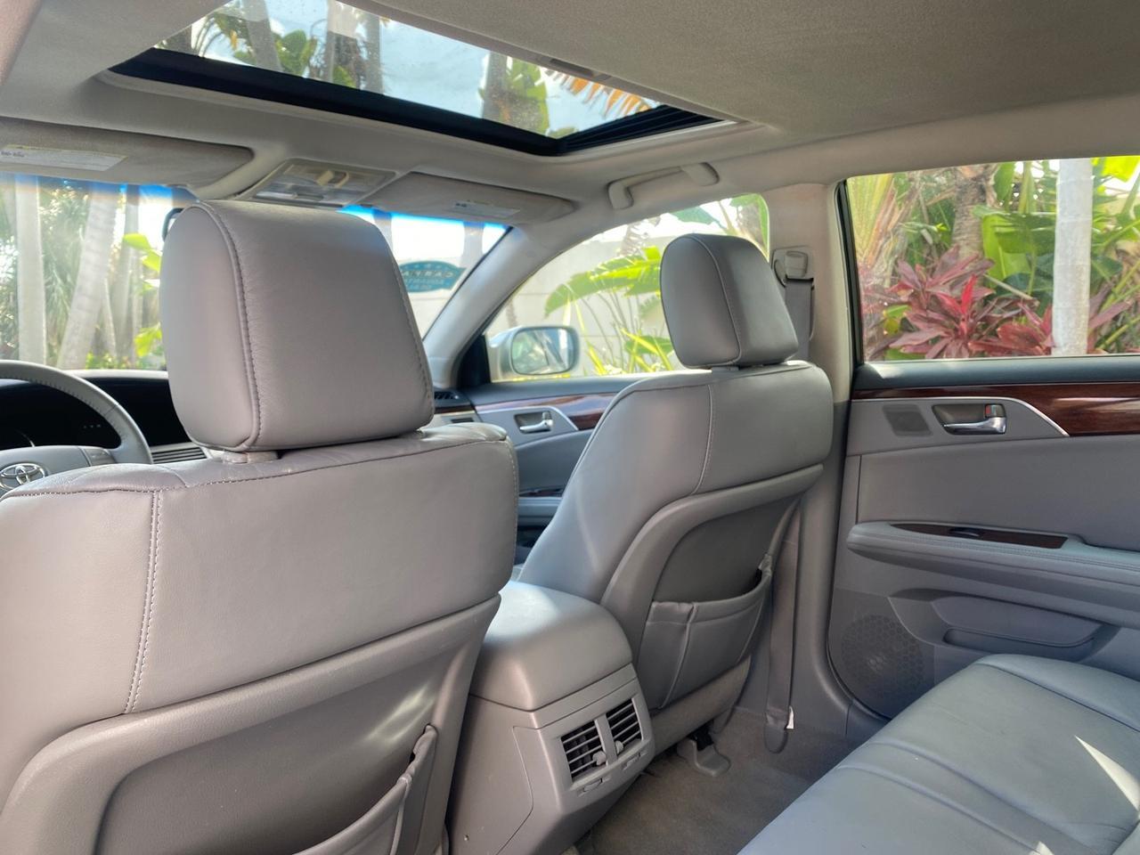 2009 Toyota Avalon XLS LOW MILES 38,036 1 OWNER Pompano Beach FL