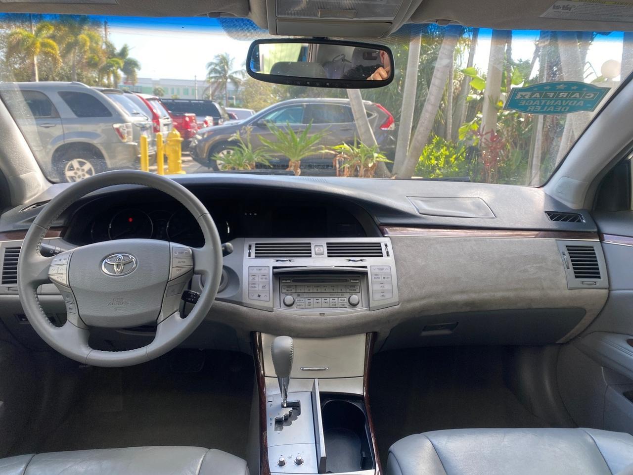 2009 Toyota Avalon XLS LOW MILES 38,036 1 OWNER Pompano Beach FL