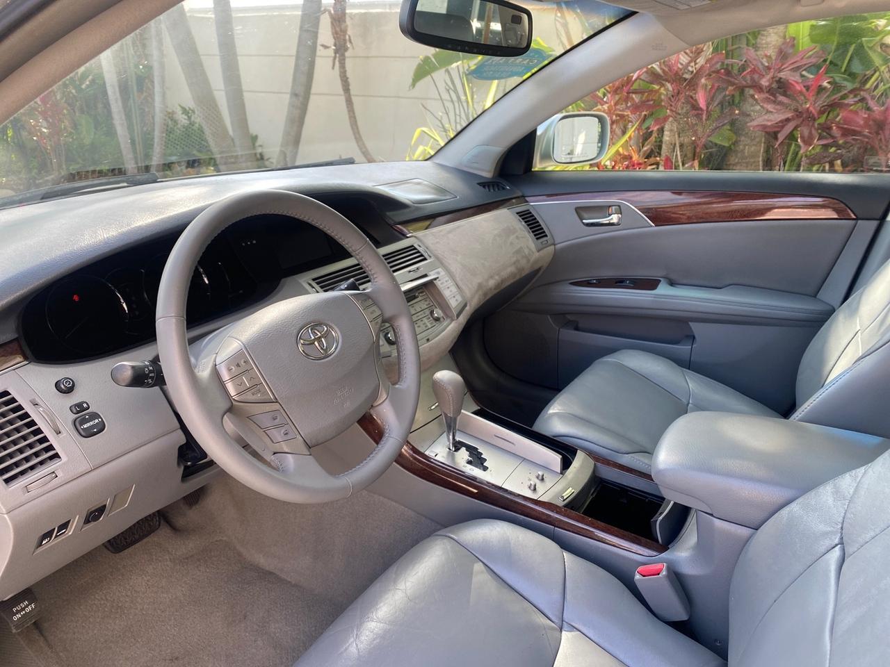 2009 Toyota Avalon XLS LOW MILES 38,036 1 OWNER Pompano Beach FL