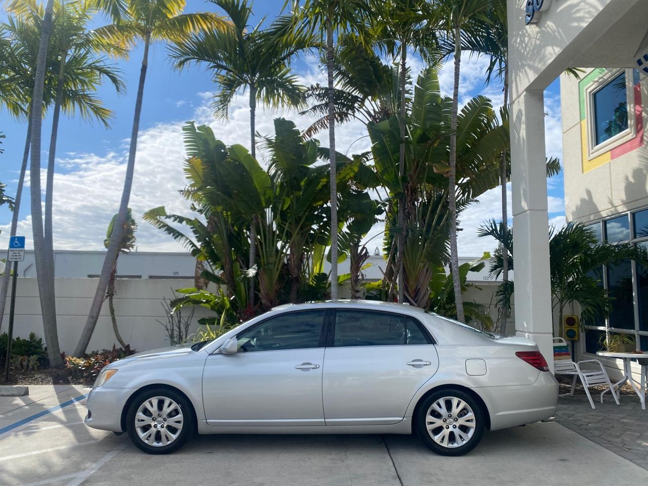 2009 Toyota Avalon XLS LOW MILES 38,036 1 OWNER Pompano Beach FL