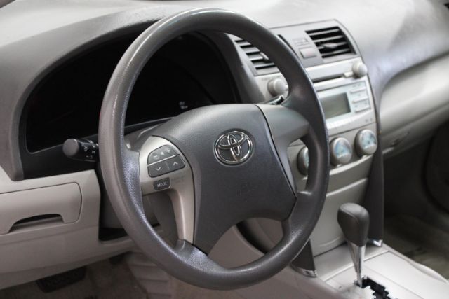 2009 Toyota Camry LE 5-Spd AT Chantilly VA