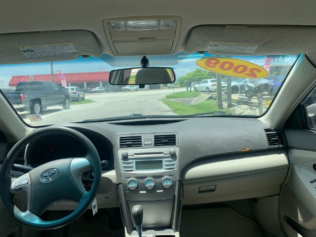 2009 Toyota Camry LE 5-Spd AT Bradenton FL