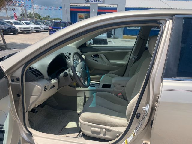 2009 Toyota Camry LE 5-Spd AT Bradenton FL