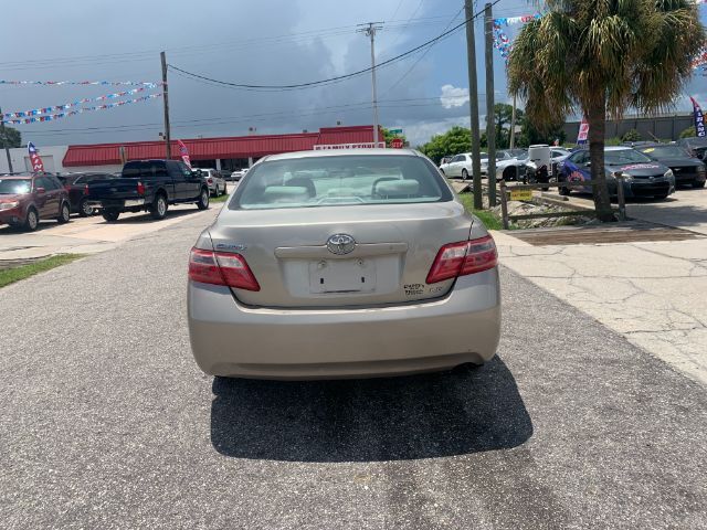 2009 Toyota Camry LE 5-Spd AT Bradenton FL
