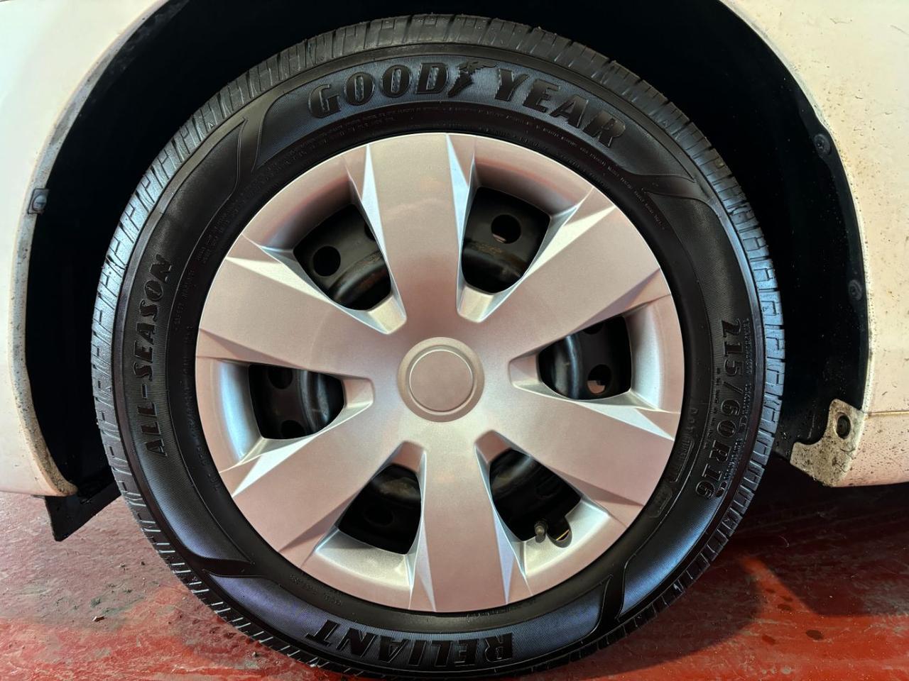 2009 Toyota Camry LE Franklin OH