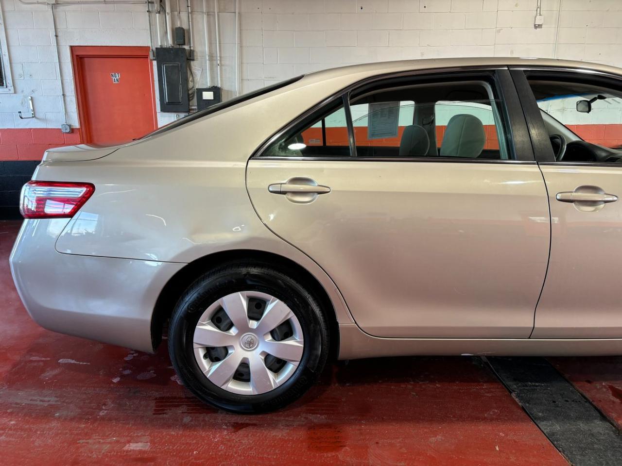 2009 Toyota Camry LE Franklin OH