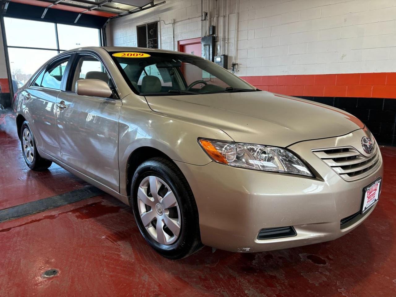 2009 Toyota Camry LE Franklin OH
