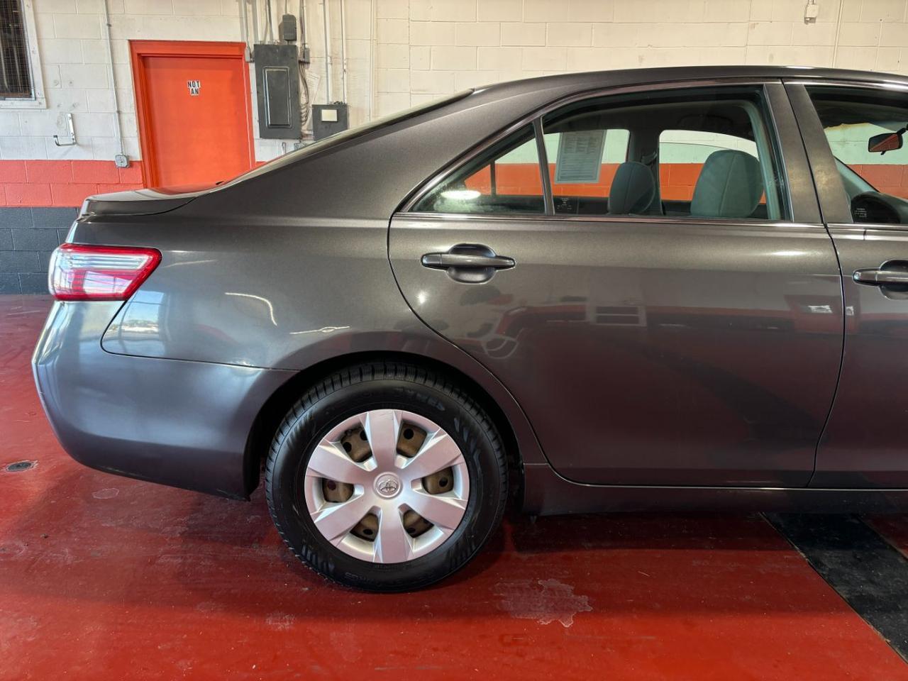2009 Toyota Camry LE Franklin OH