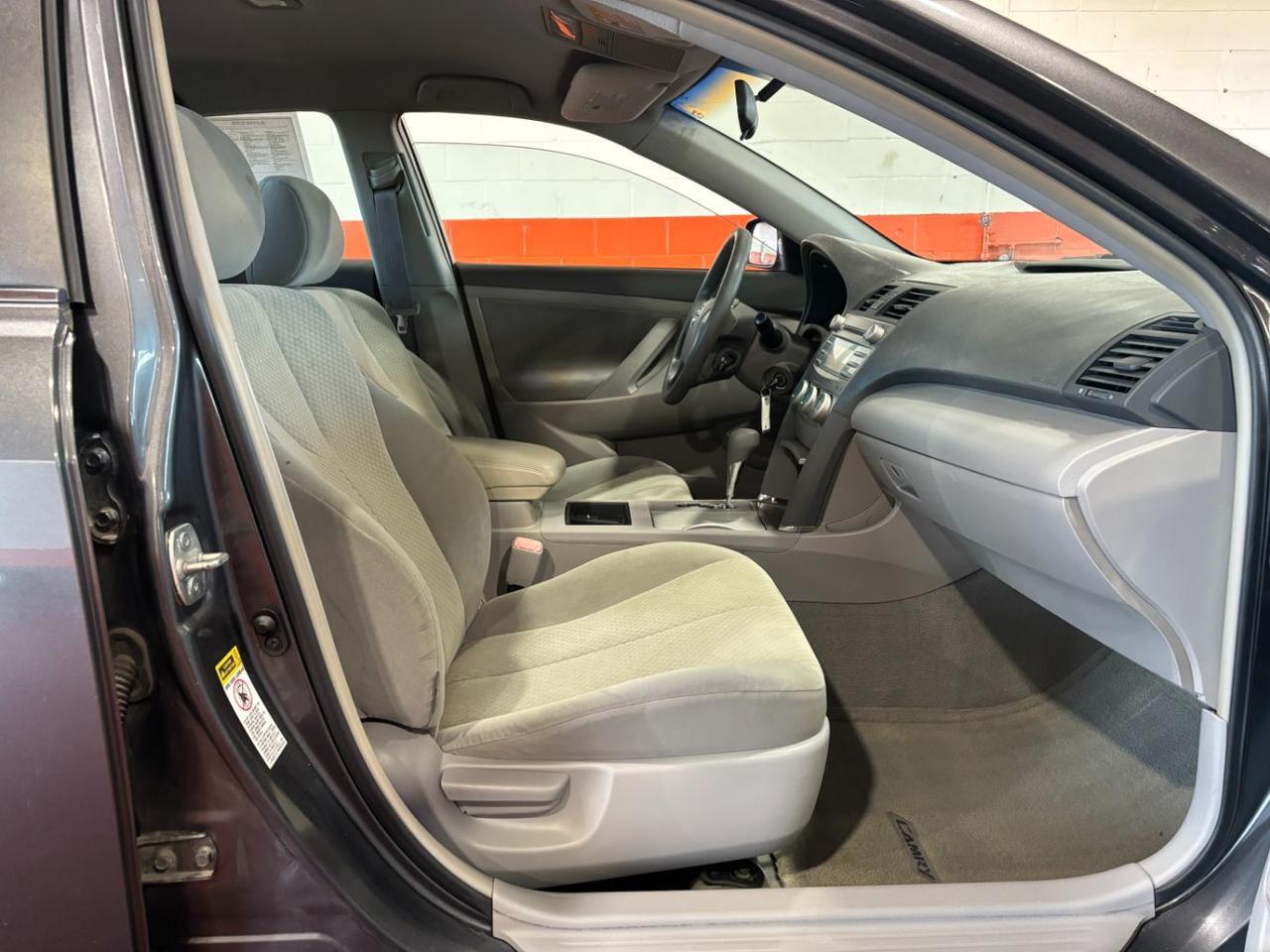 2009 Toyota Camry LE Franklin OH