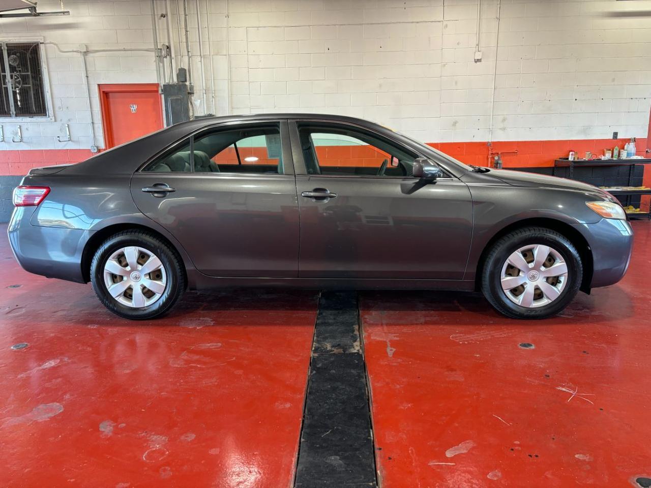 2009 Toyota Camry LE Franklin OH