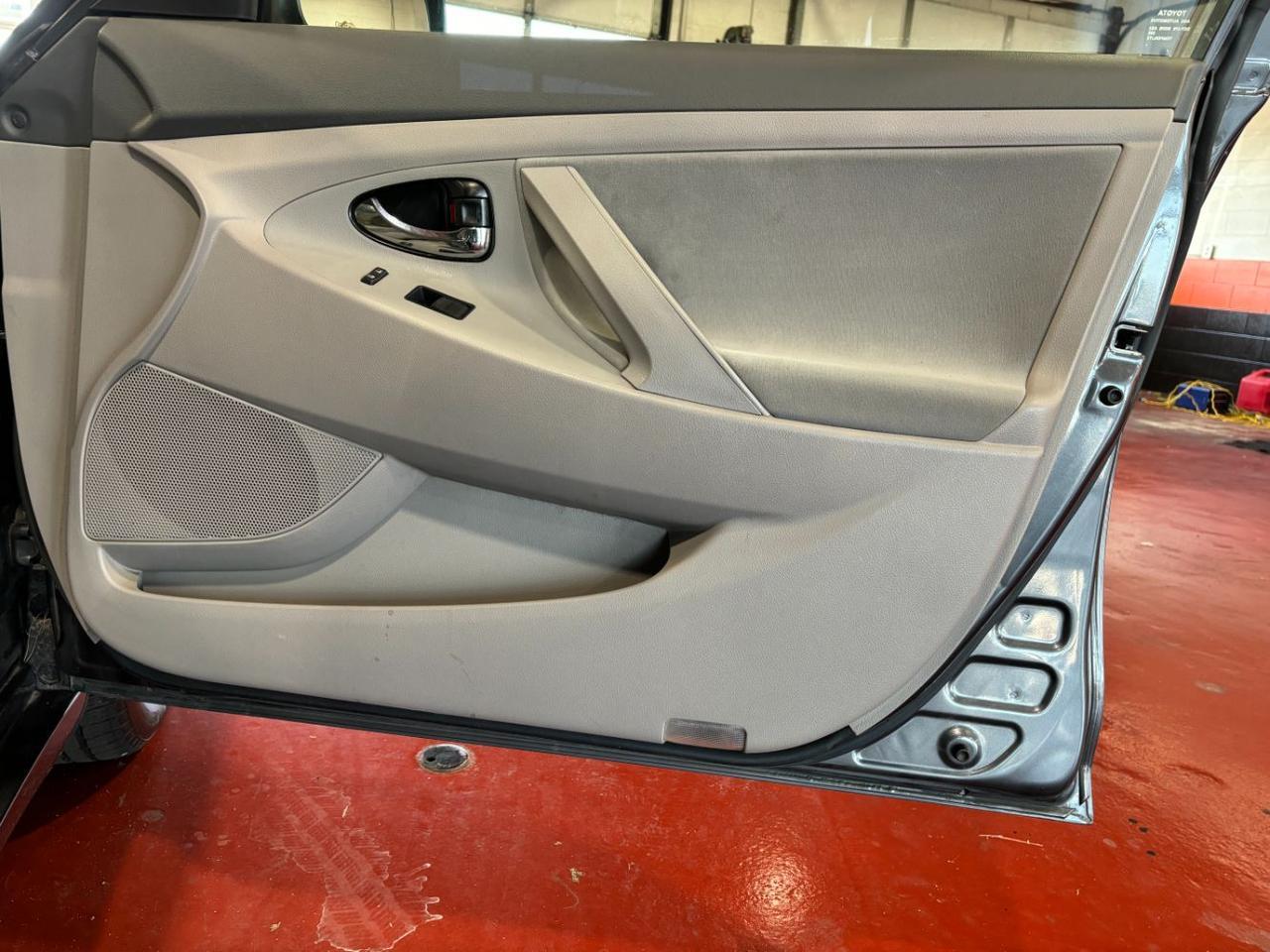 2009 Toyota Camry LE Franklin OH