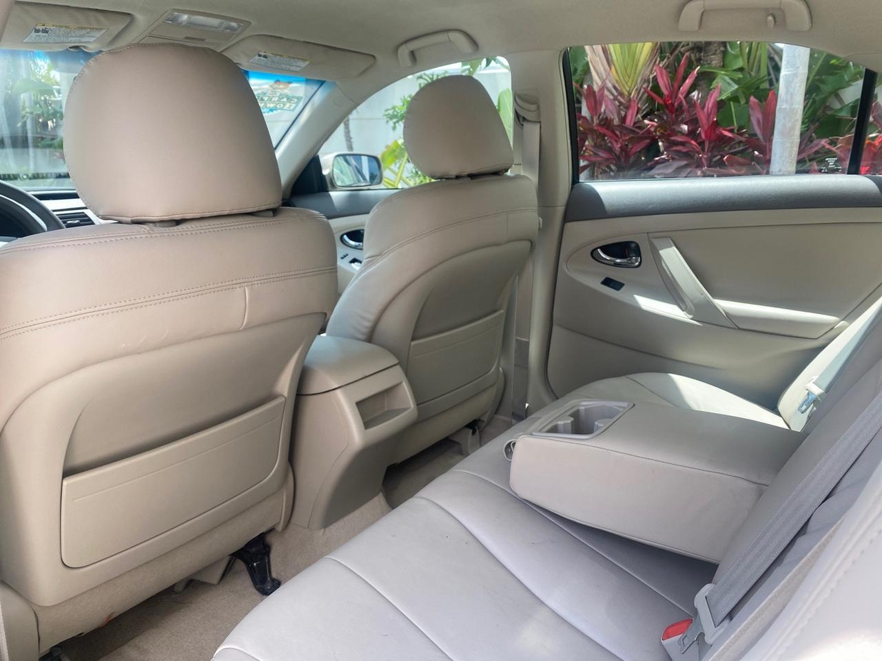 2009 Toyota Camry LE LOW MILES 18,727 1 OWNER Pompano Beach FL