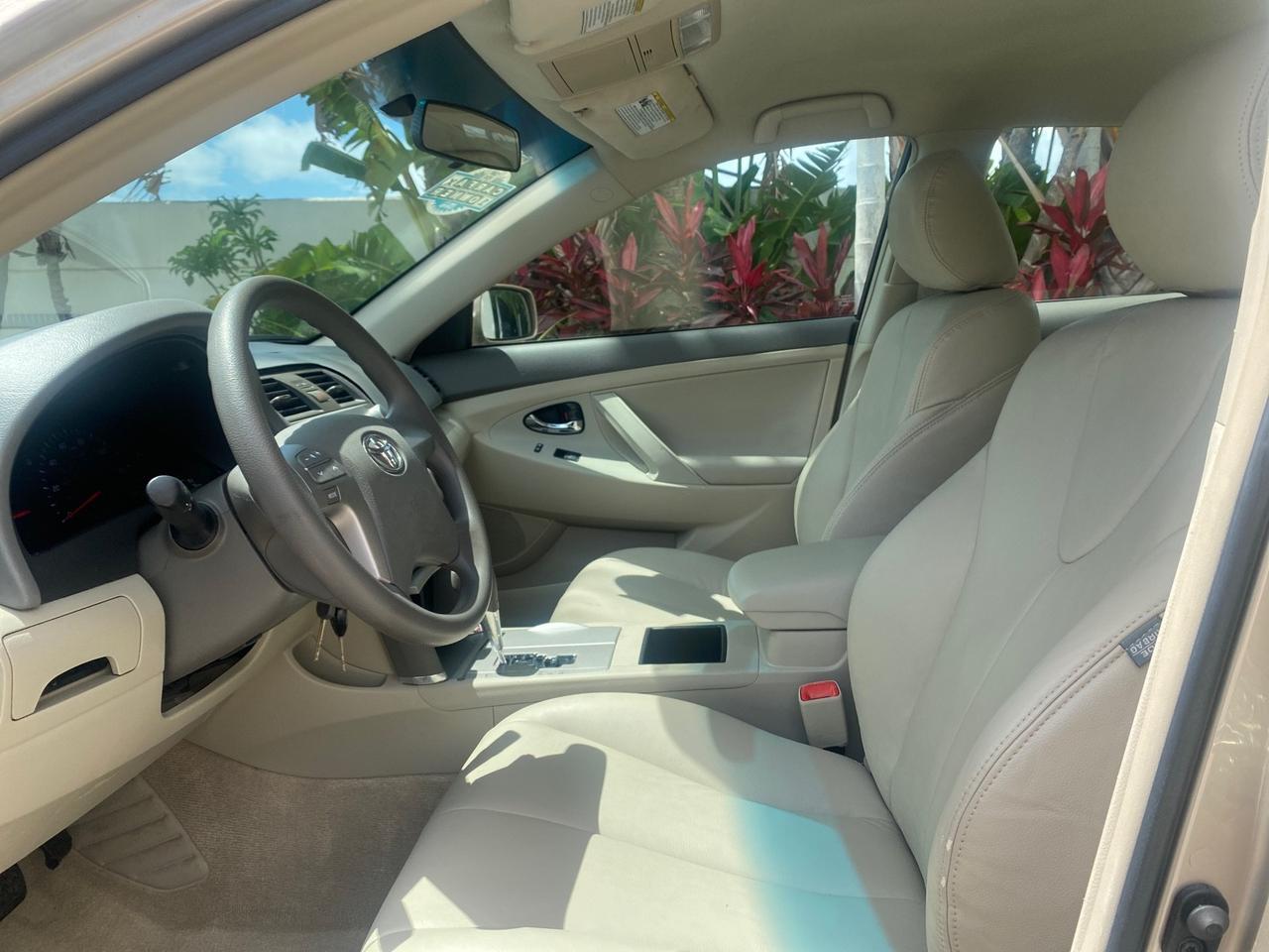 2009 Toyota Camry LE LOW MILES 18,727 1 OWNER Pompano Beach FL