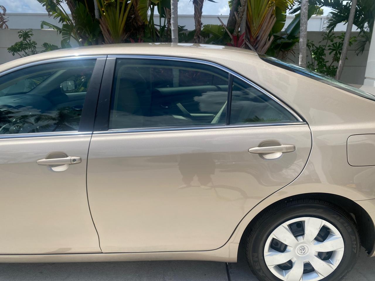 2009 Toyota Camry LE LOW MILES 18,727 1 OWNER Pompano Beach FL