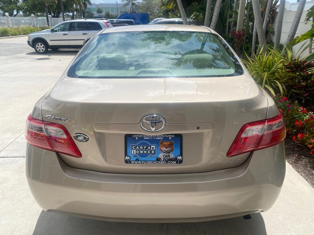 2009 Toyota Camry LE LOW MILES 18,727 1 OWNER Pompano Beach FL