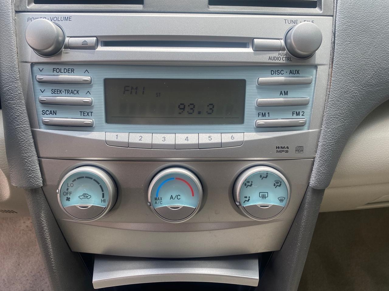 2009 Toyota Camry LE LOW MILES 18,727 1 OWNER Pompano Beach FL