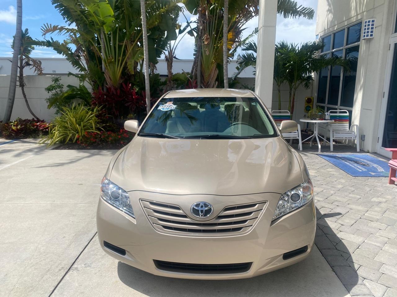 2009 Toyota Camry LE LOW MILES 18,727 1 OWNER