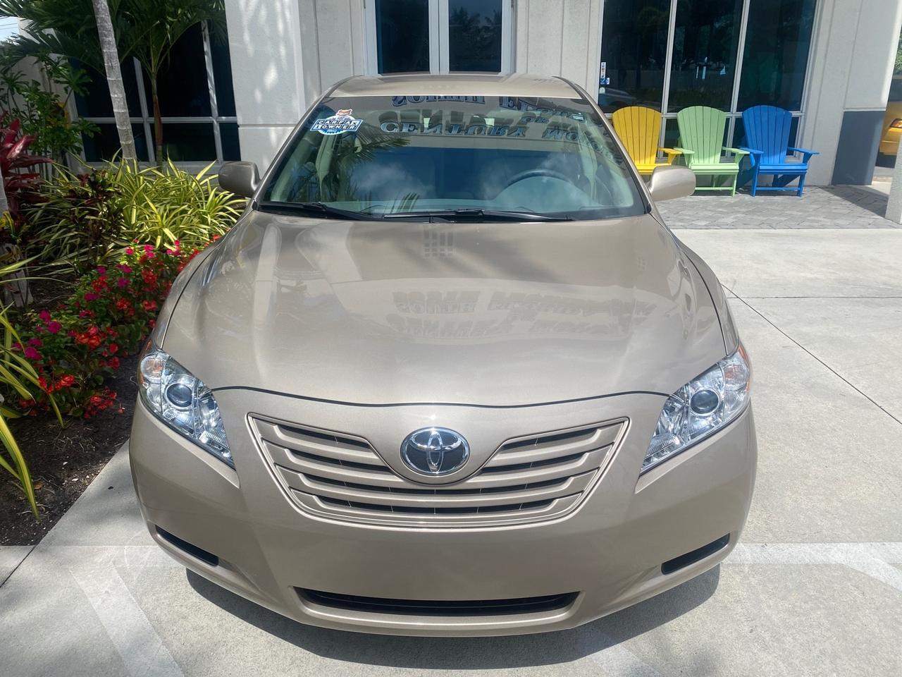 2009 Toyota Camry LE LOW MILES 18,727 1 OWNER Pompano Beach FL