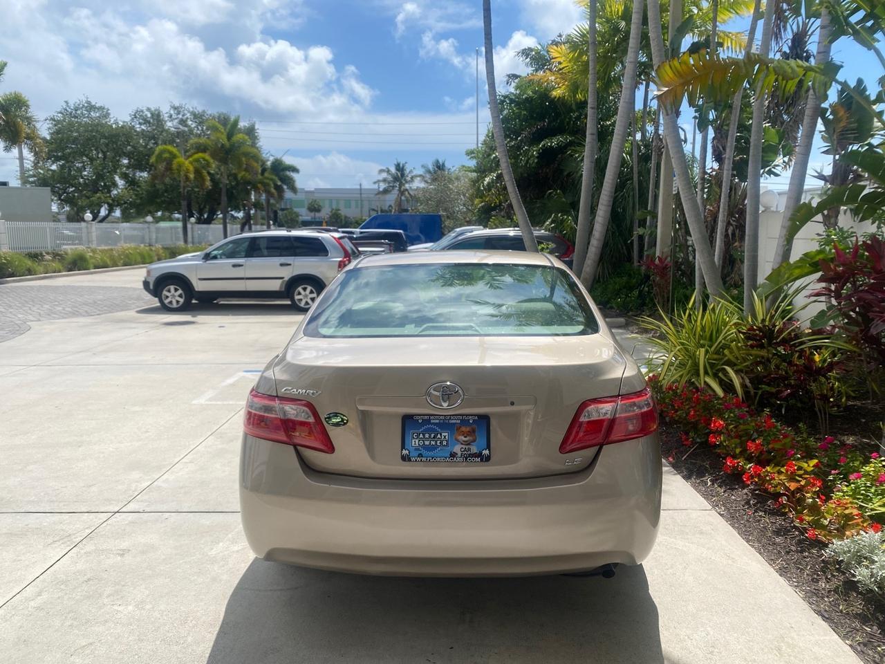2009 Toyota Camry LE LOW MILES 18,727 1 OWNER Pompano Beach FL