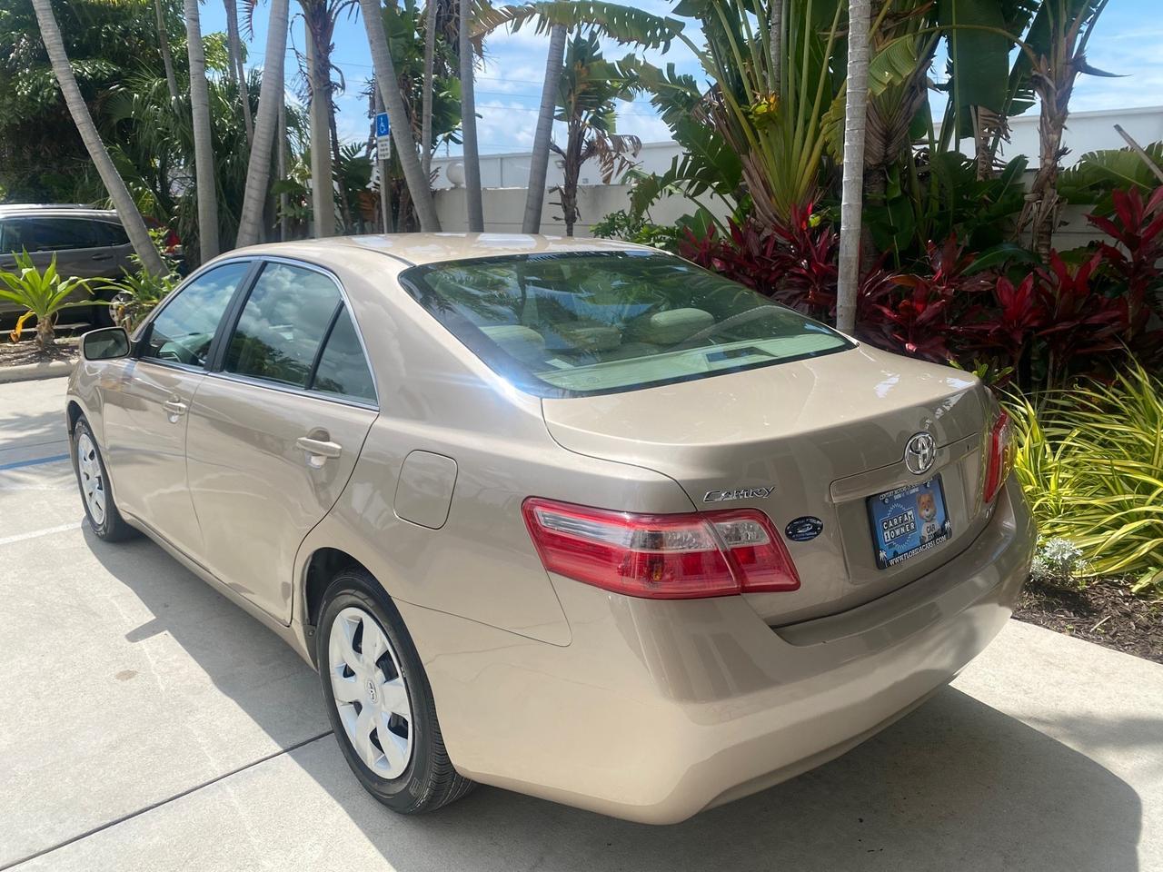 2009 Toyota Camry LE LOW MILES 18,727 1 OWNER Pompano Beach FL
