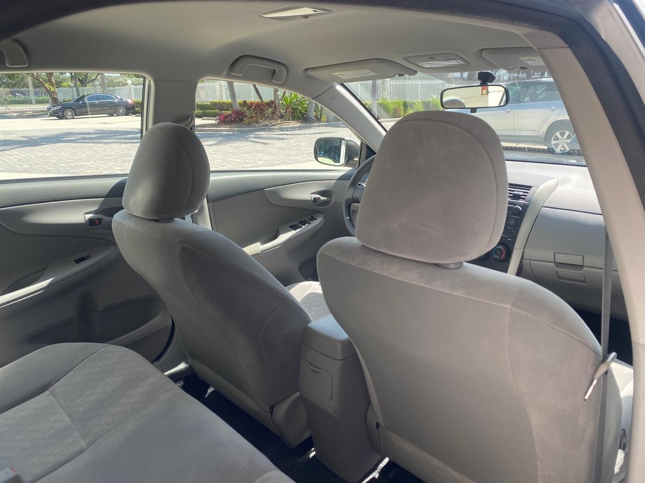 2009 Toyota Corolla LE 1 OWNER LOW MILES 27,181 Pompano Beach FL