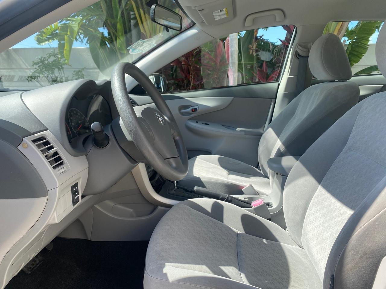 2009 Toyota Corolla LE 1 OWNER LOW MILES 27,181 Pompano Beach FL