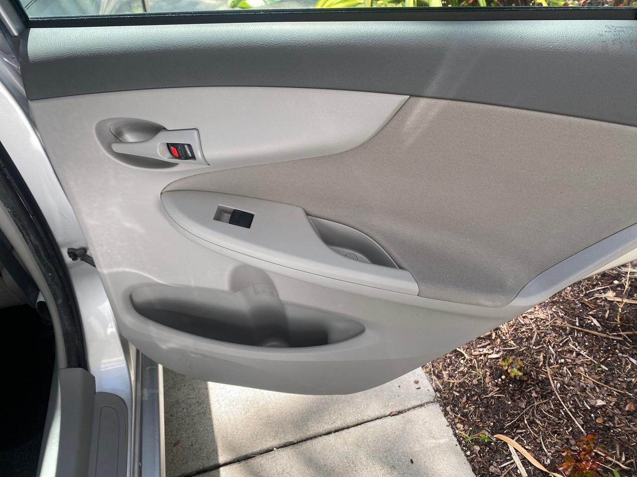 2009 Toyota Corolla LE 1 OWNER LOW MILES 27,181 Pompano Beach FL