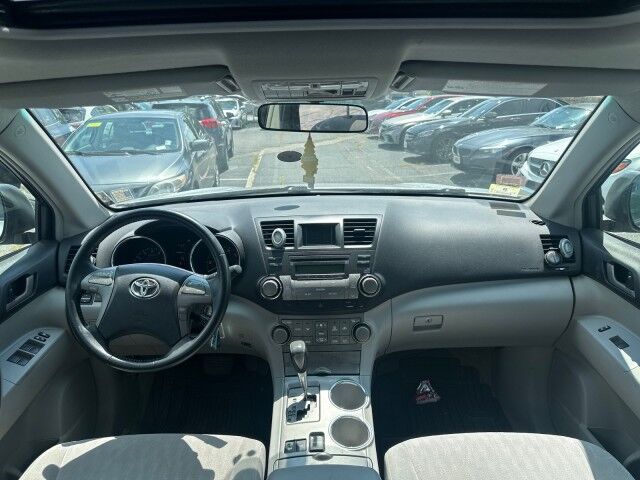 2009 Toyota Highlander Sport Worcester MA