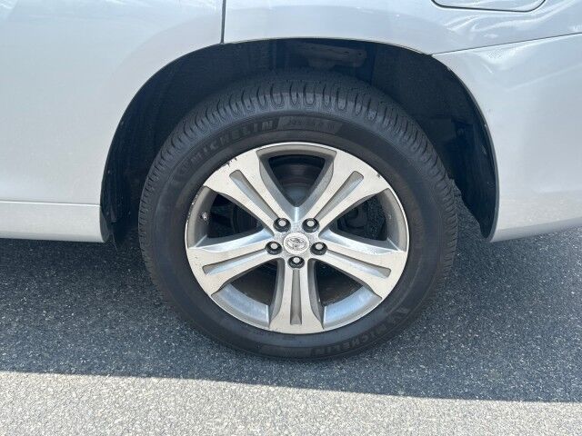 2009 Toyota Highlander Sport Worcester MA