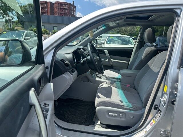 2009 Toyota Highlander Sport Worcester MA