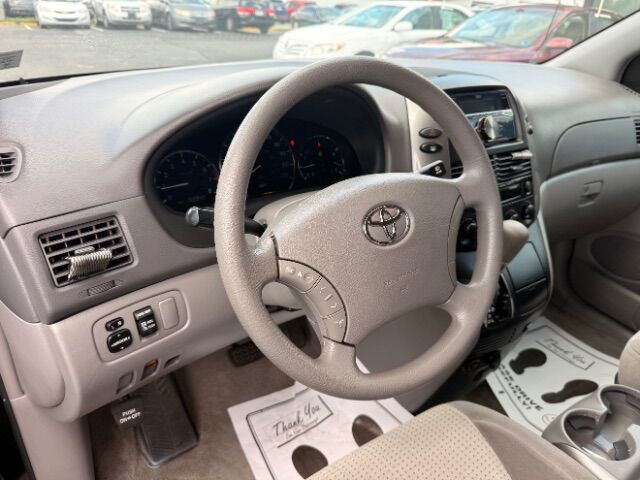 2009 Toyota Sienna