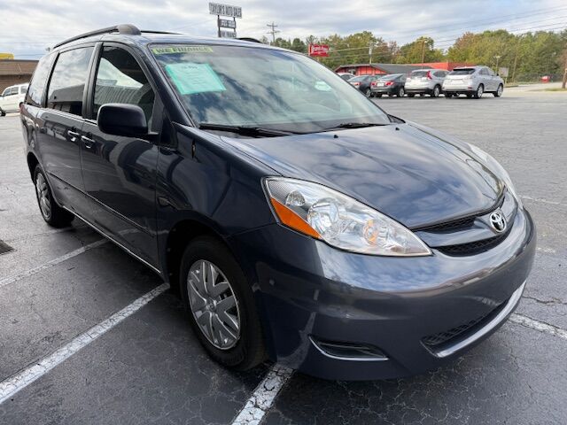 2009 Toyota Sienna LE Greensboro NC