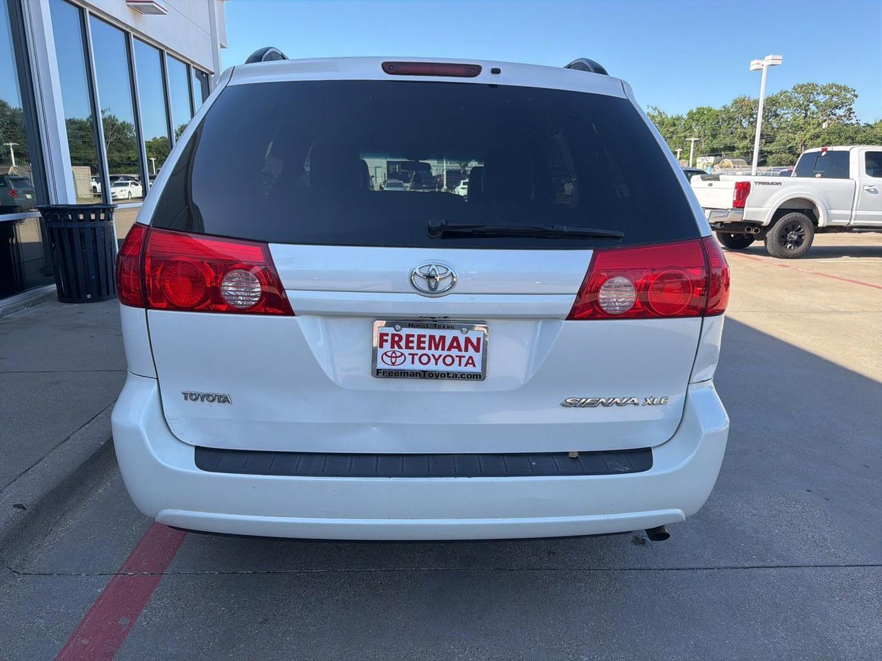 2009 Toyota Sienna XLE Hurst TX