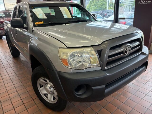 2009 Toyota Tacoma Base V6 Medium Bed w/Rear Doors