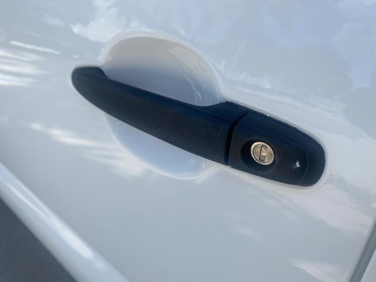 2009 Toyota Tacoma LOW MILES 25,398 1 OWNER Pompano Beach FL