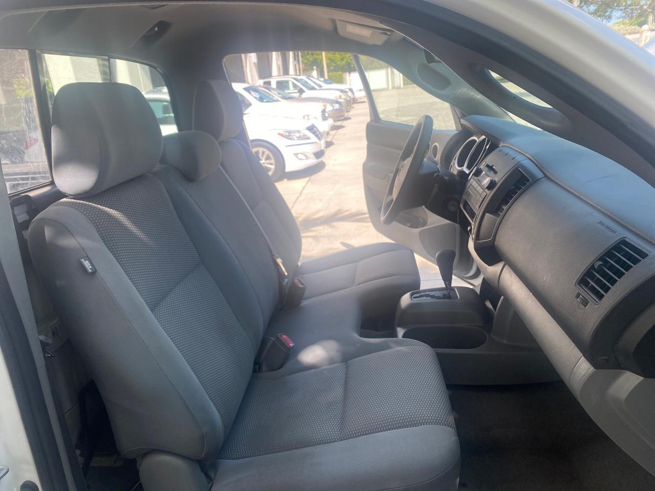 2009 Toyota Tacoma LOW MILES 25,398 1 OWNER Pompano Beach FL