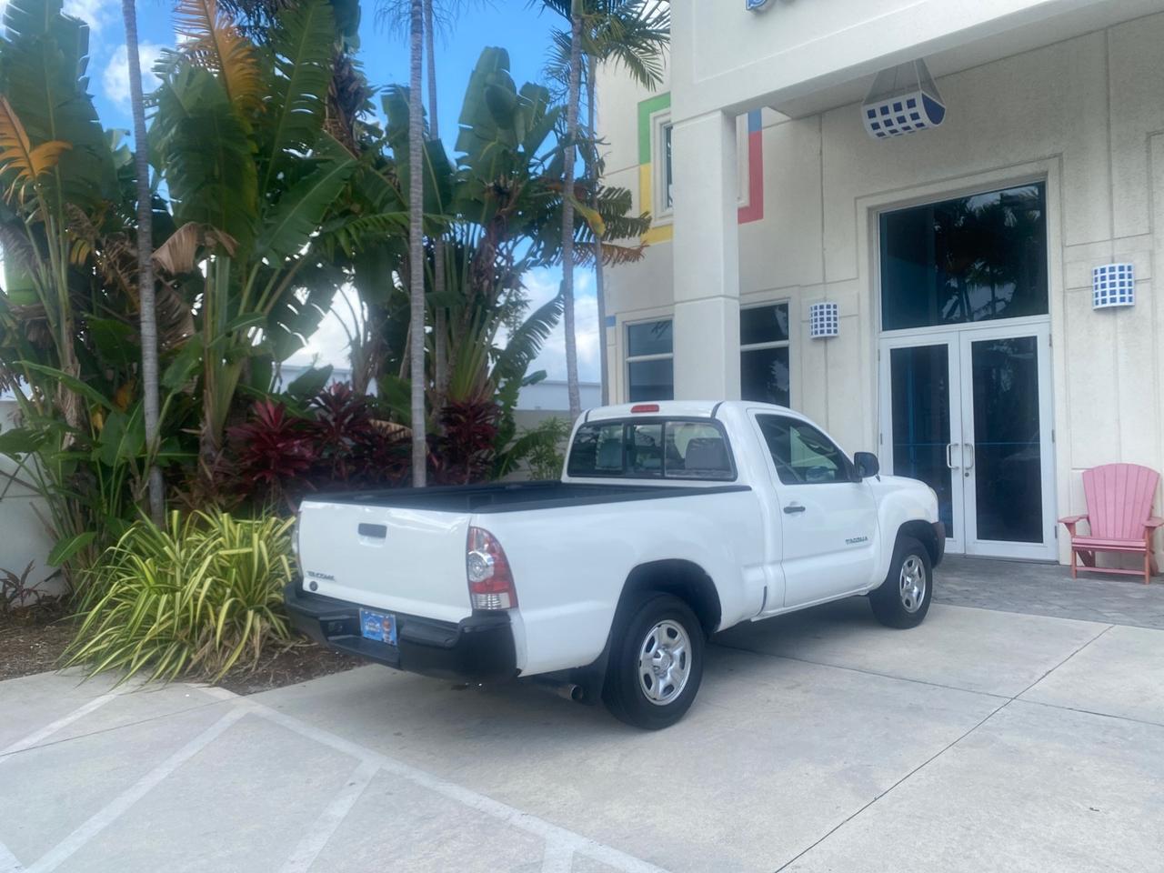 2009 Toyota Tacoma LOW MILES 25,398 1 OWNER Pompano Beach FL