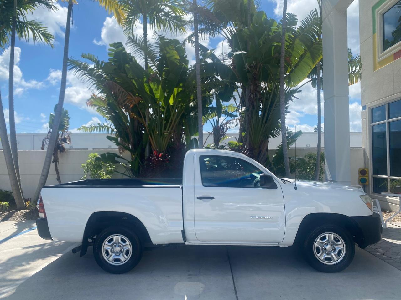 2009 Toyota Tacoma LOW MILES 25,398 1 OWNER Pompano Beach FL
