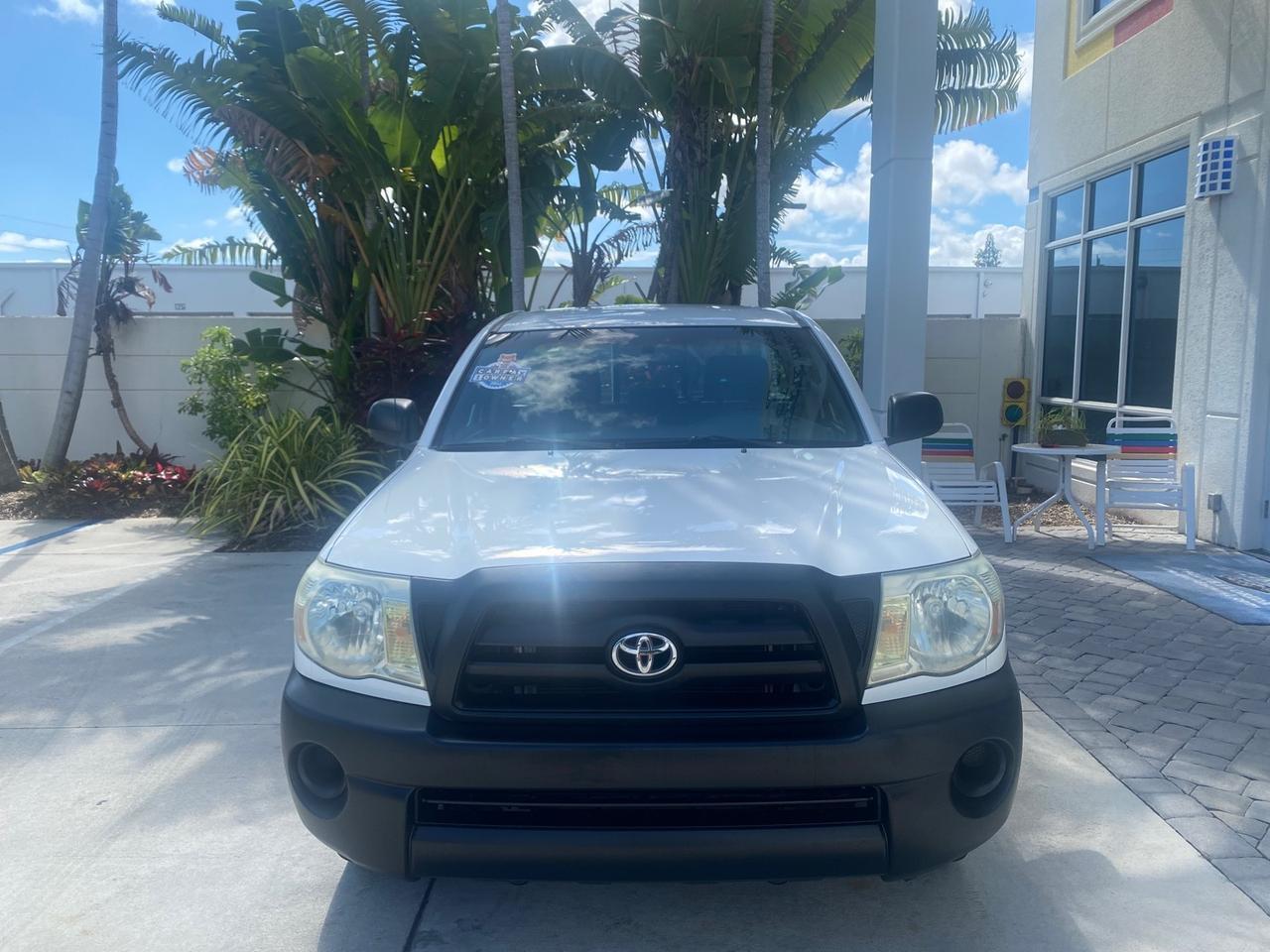2009 Toyota Tacoma LOW MILES 25,398 1 OWNER Pompano Beach FL
