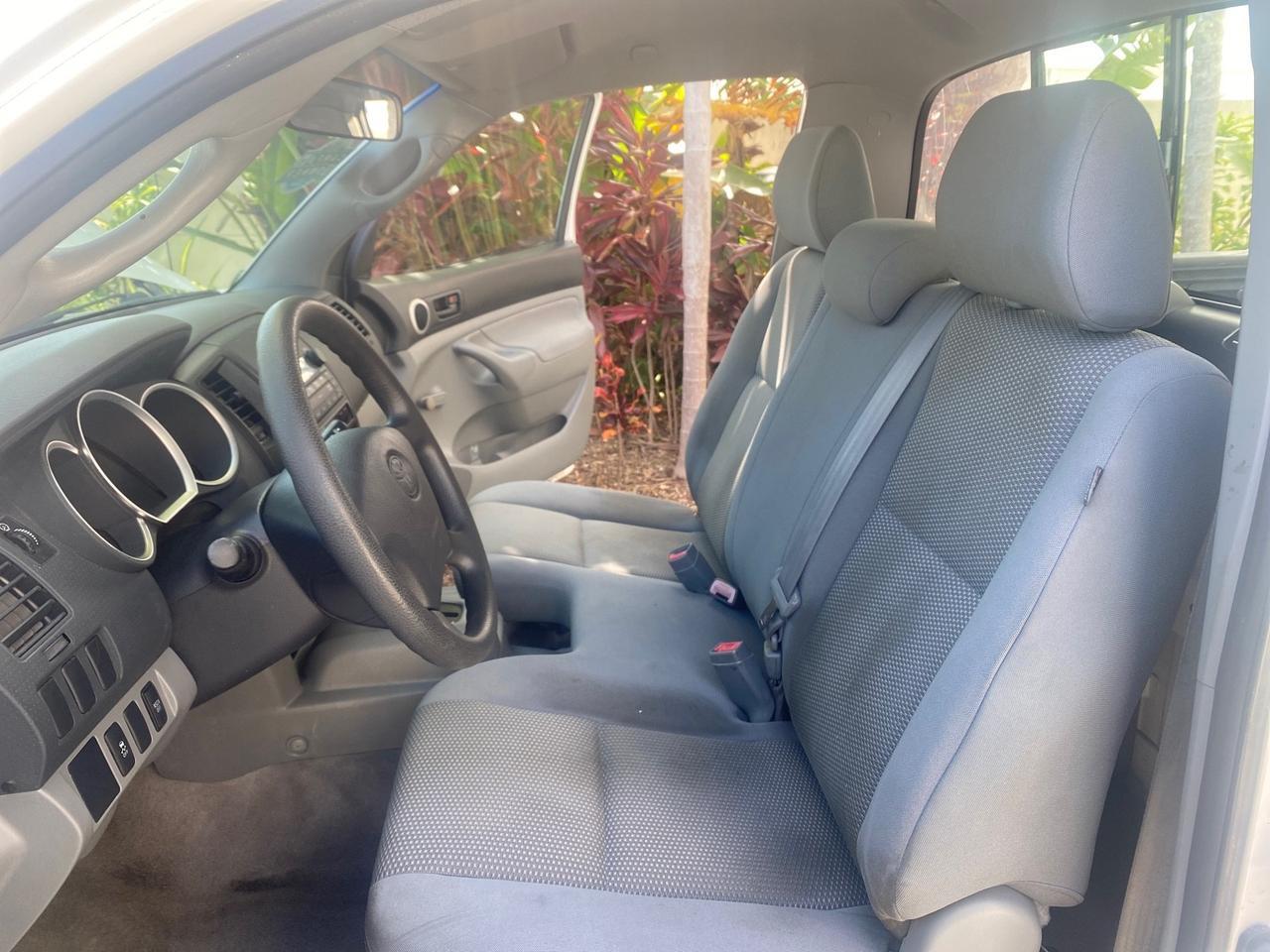 2009 Toyota Tacoma LOW MILES 25,398 1 OWNER Pompano Beach FL