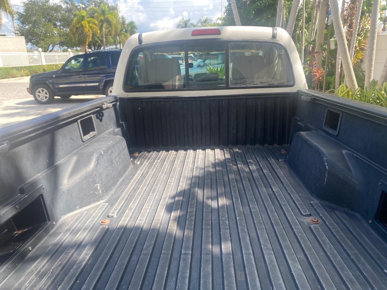 2009 Toyota Tacoma LOW MILES 25,398 1 OWNER Pompano Beach FL