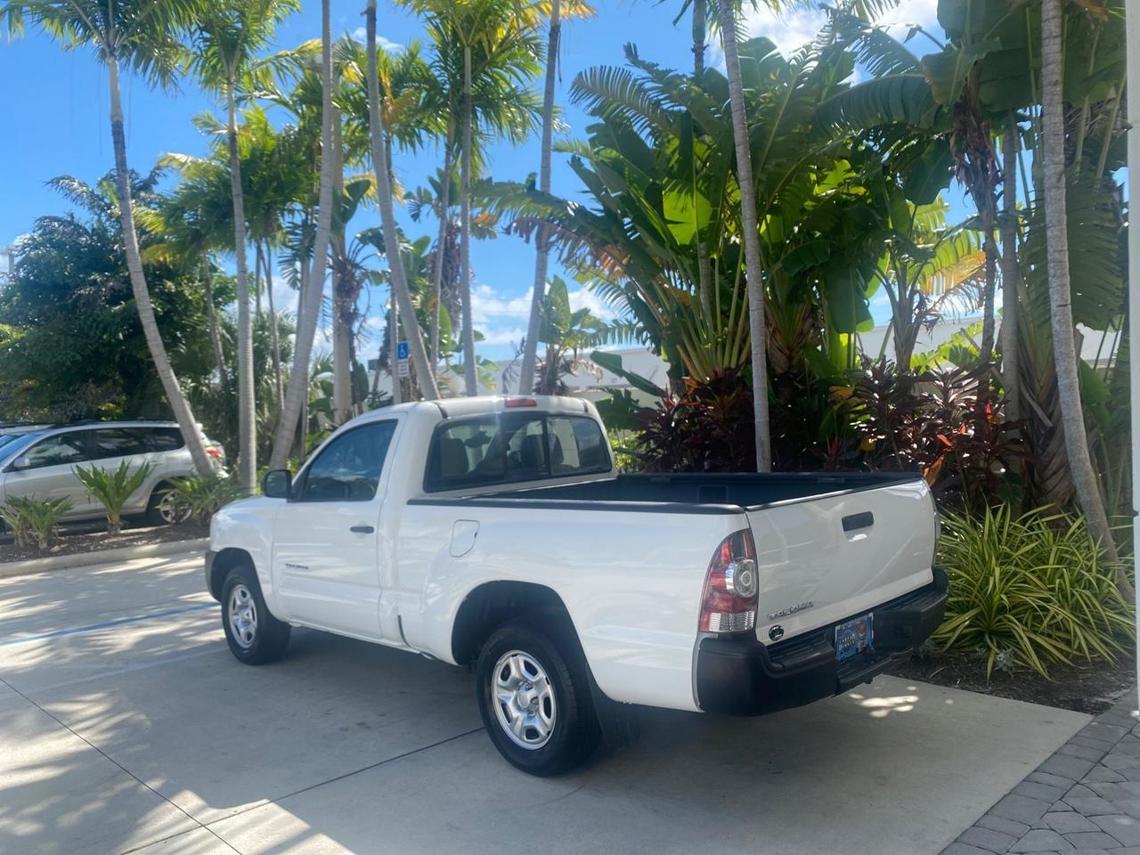 2009 Toyota Tacoma LOW MILES 25,398 1 OWNER Pompano Beach FL