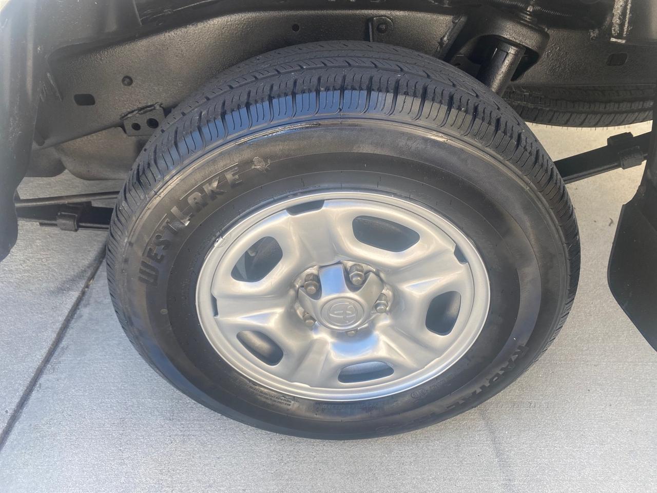 2009 Toyota Tacoma LOW MILES 25,398 1 OWNER Pompano Beach FL