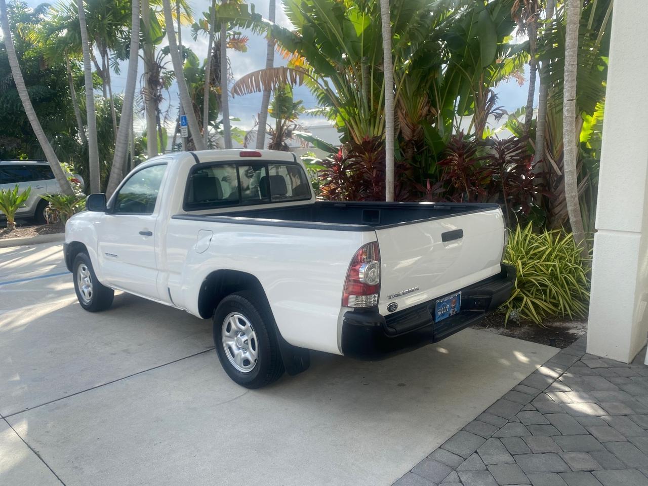 2009 Toyota Tacoma LOW MILES 25,398 1 OWNER Pompano Beach FL