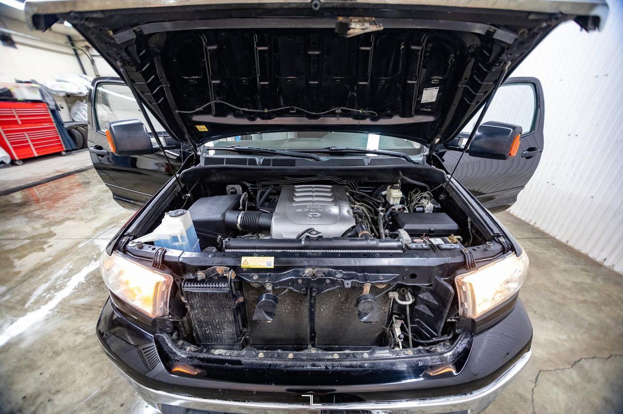 2009 Toyota Tundra 4x2 Reg Cab SR5 Longbox Red Deer AB